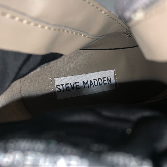 Steve Madden Size 6m gray suede booties with embroidered flowers - Picture 4 of 15